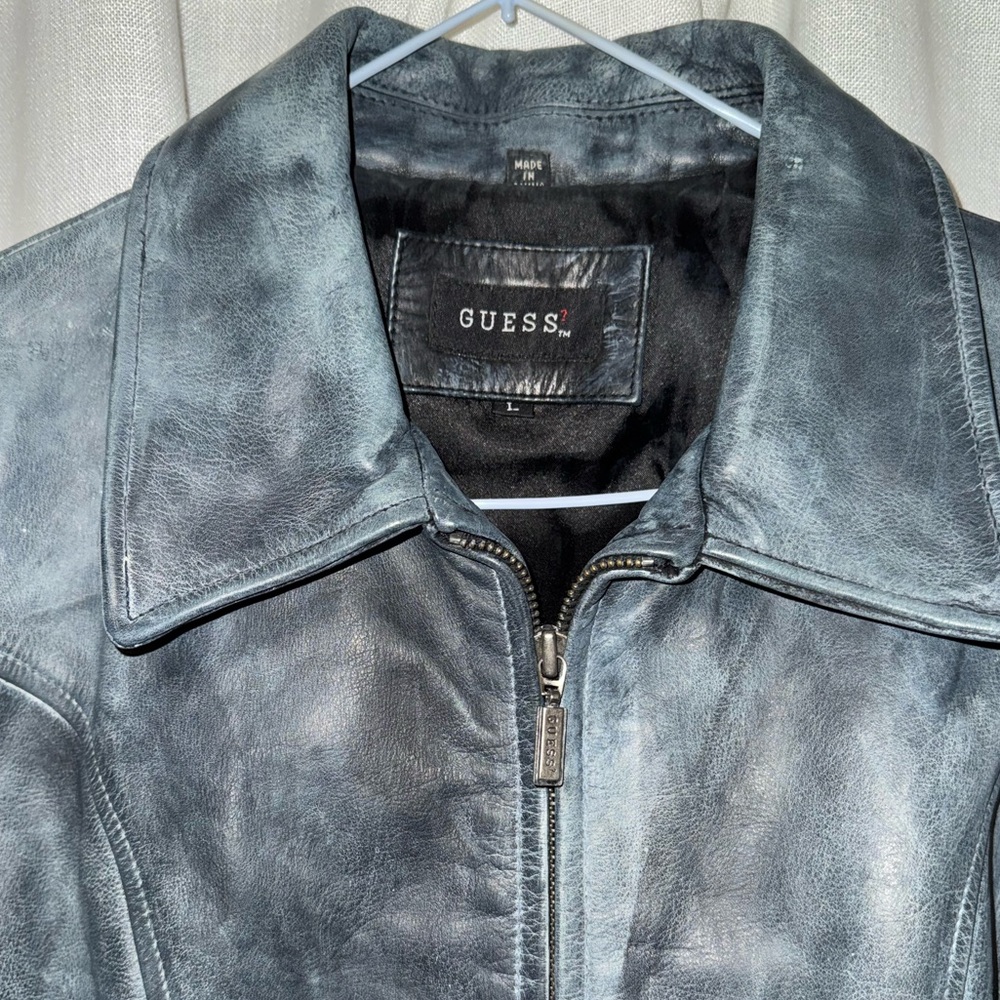 Vintage GUESS distressed black 100% Leather Jacket - size L - Picture 4 of 13